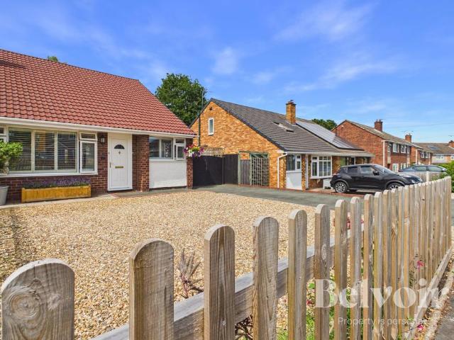 2 bedroom bungalow for sale