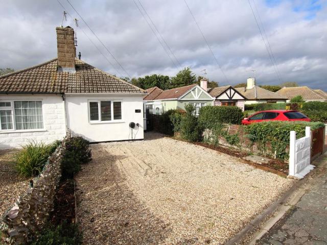 2 bedroom bungalow for sale