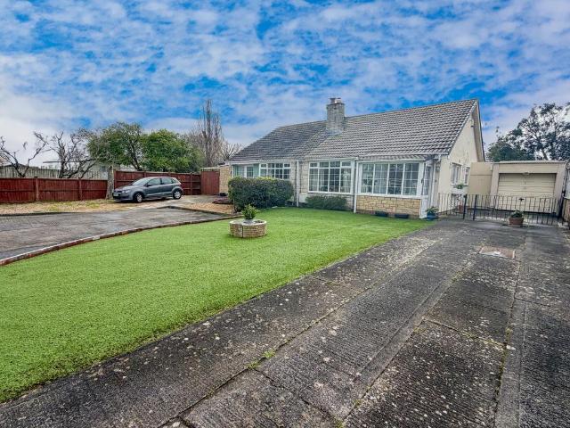 1 bedroom bungalow for sale