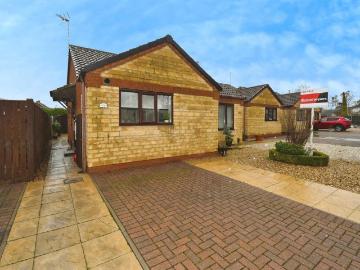 2 bedroom bungalow for sale