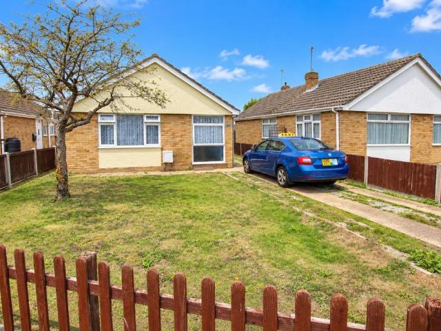 2 bedroom bungalow for sale