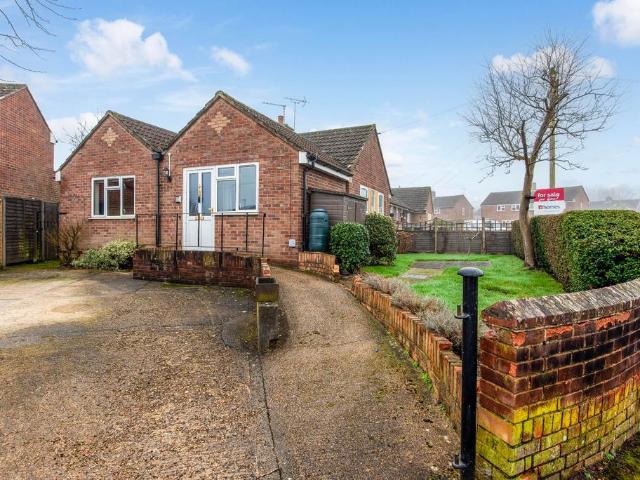 2 bedroom bungalow for sale
