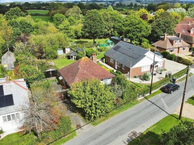 2 bedroom bungalow for sale