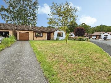 2 bedroom bungalow for sale