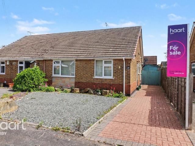 2 bedroom bungalow for sale