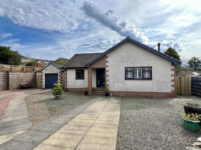 2 bedroom bungalow for sale