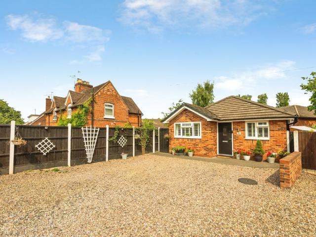 2 bedroom bungalow for sale