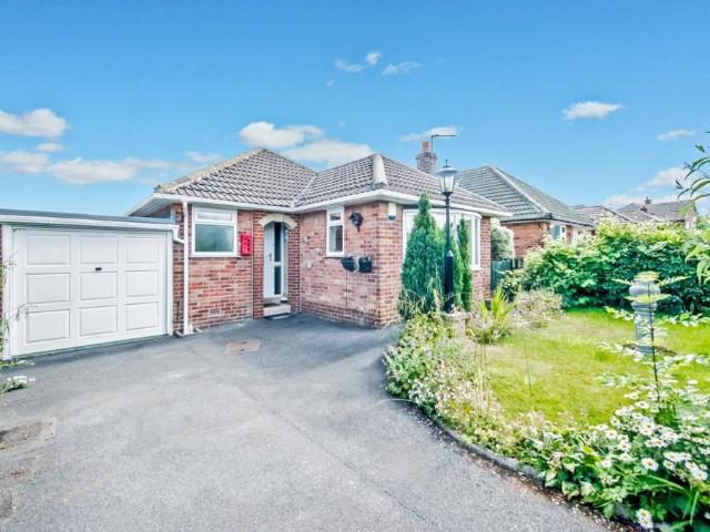 2 bedroom bungalow for sale