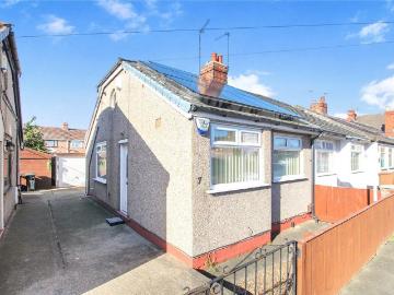 2 bedroom bungalow for sale