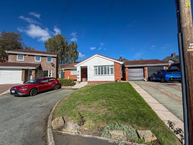 2 bedroom bungalow for sale