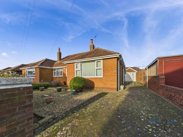 2 bedroom bungalow for sale