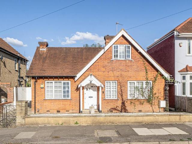 2 bedroom bungalow for sale
