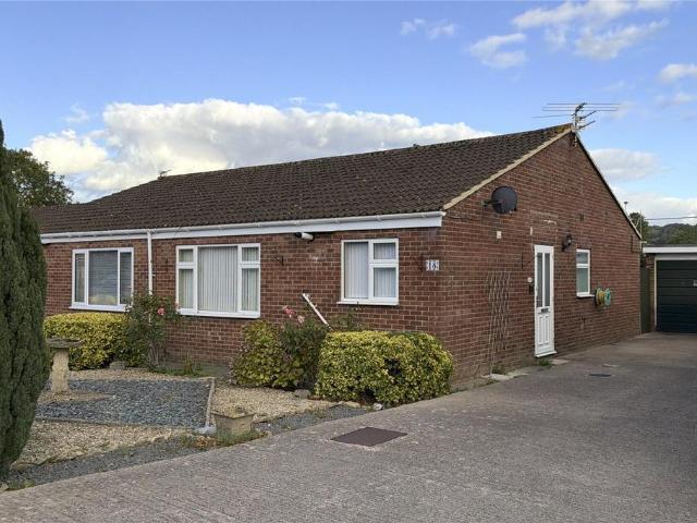 2 bedroom bungalow for sale