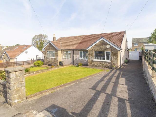 2 bedroom bungalow for sale