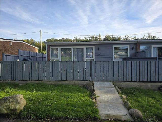 2 bedroom bungalow for sale