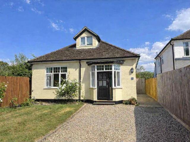 2 bedroom bungalow for sale