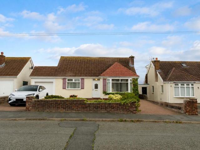 2 bedroom bungalow for sale