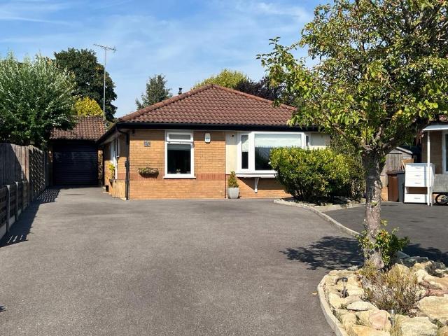 2 bedroom bungalow for sale