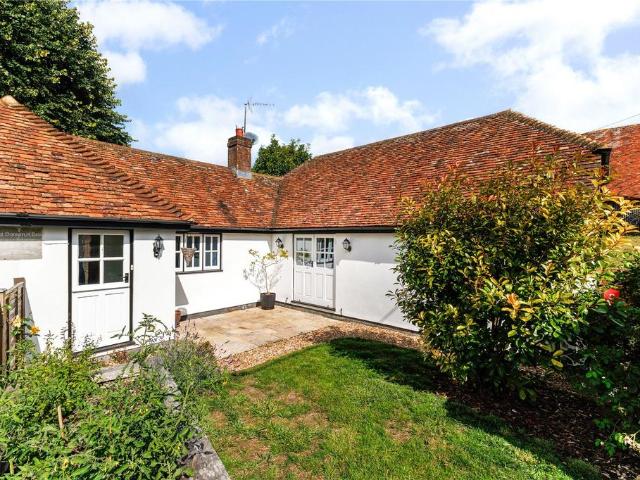 2 bedroom bungalow for sale