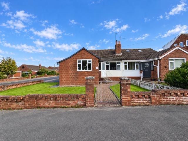 2 bedroom bungalow for sale