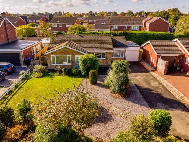 2 bedroom bungalow for sale