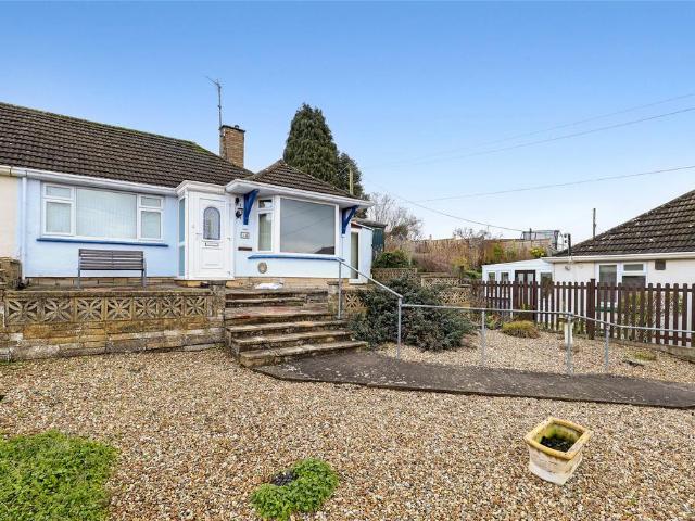 2 bedroom bungalow for sale