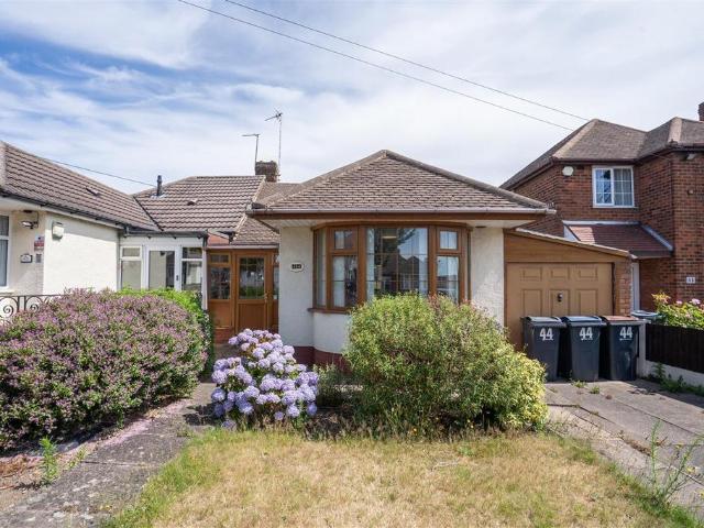 2 bedroom bungalow for sale