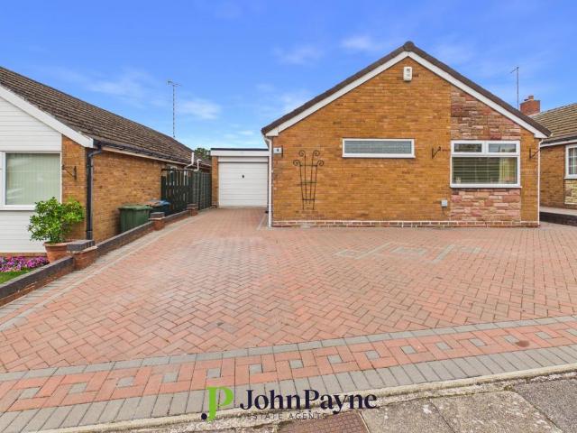 2 bedroom bungalow for sale