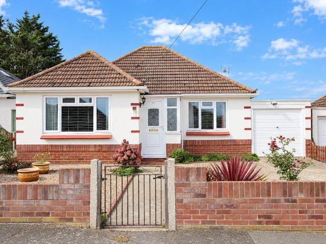 2 bedroom bungalow for sale