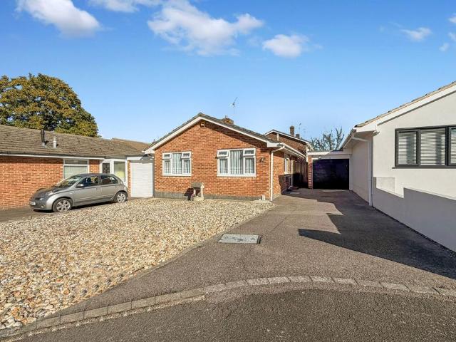 2 bedroom bungalow for sale