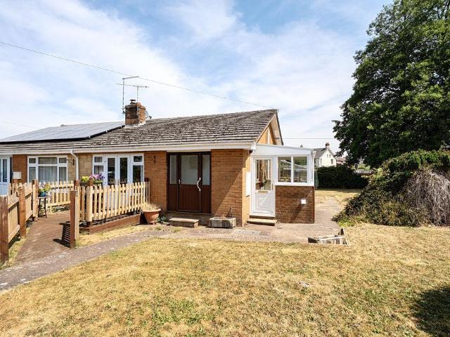 2 bedroom bungalow for sale