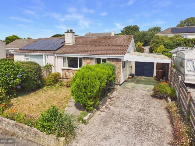 2 bedroom bungalow for sale