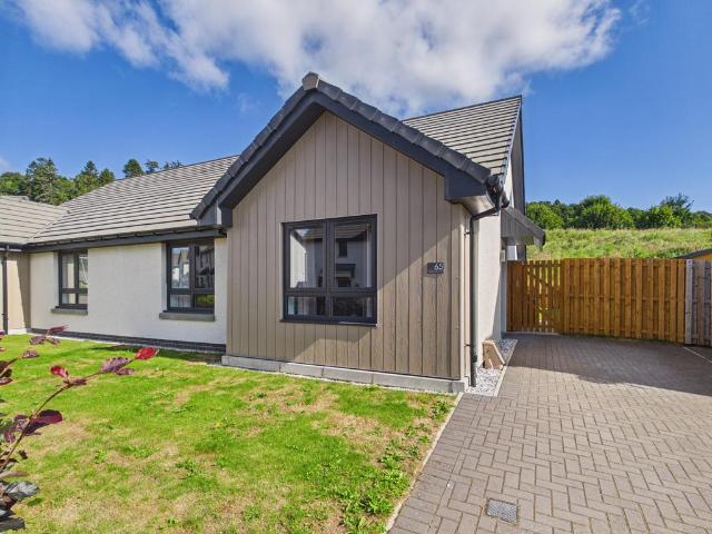 2 bedroom bungalow for sale