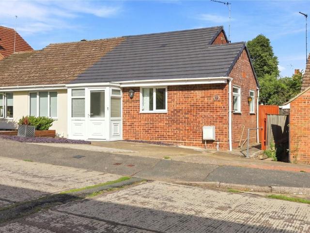 2 bedroom bungalow for sale