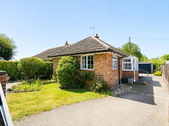 2 bedroom bungalow for sale