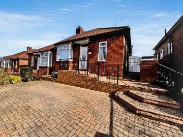 2 bedroom bungalow for sale