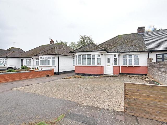 2 bedroom bungalow for sale
