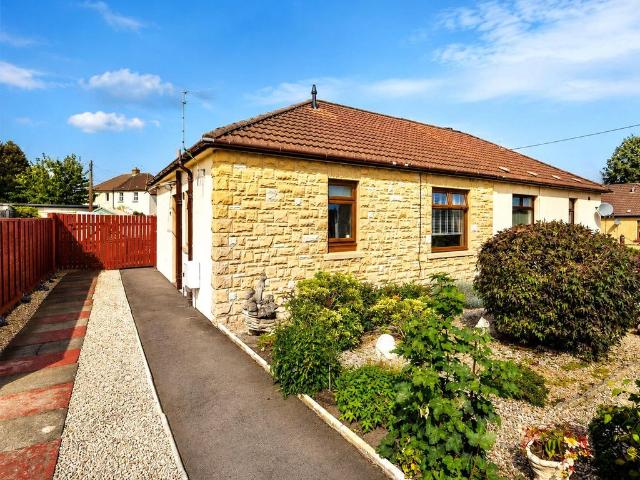 2 bedroom bungalow for sale