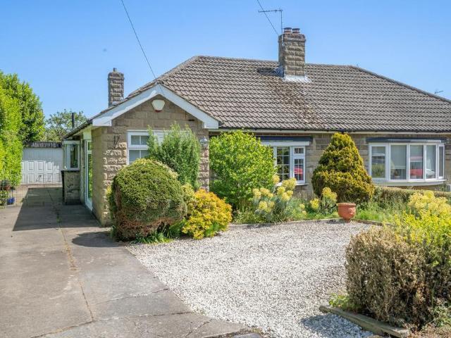 2 bedroom bungalow for sale