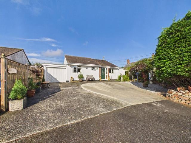 2 bedroom bungalow for sale