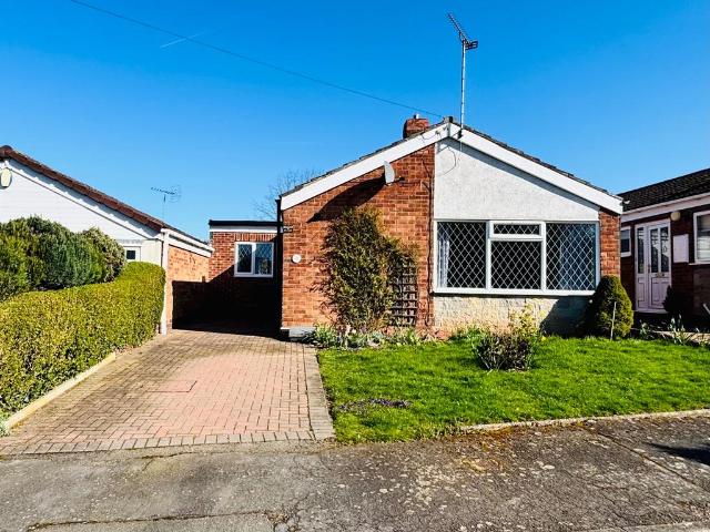 2 bedroom bungalow for sale