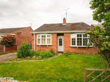 2 bedroom bungalow for sale
