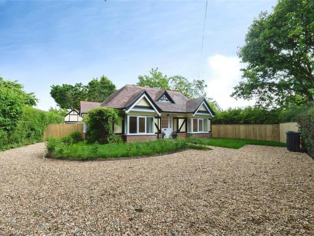2 bedroom bungalow for sale