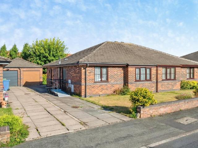 2 bedroom bungalow for sale