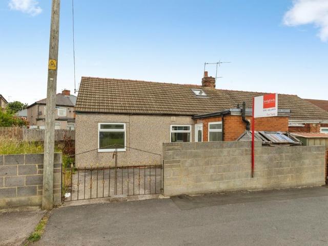 2 bedroom bungalow for sale