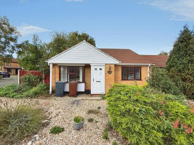 2 bedroom bungalow for sale