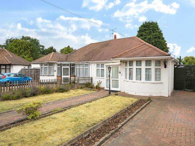 2 bedroom bungalow for sale