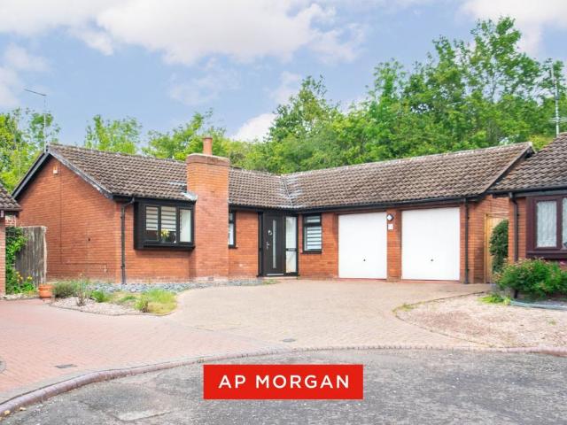 2 bedroom bungalow for sale