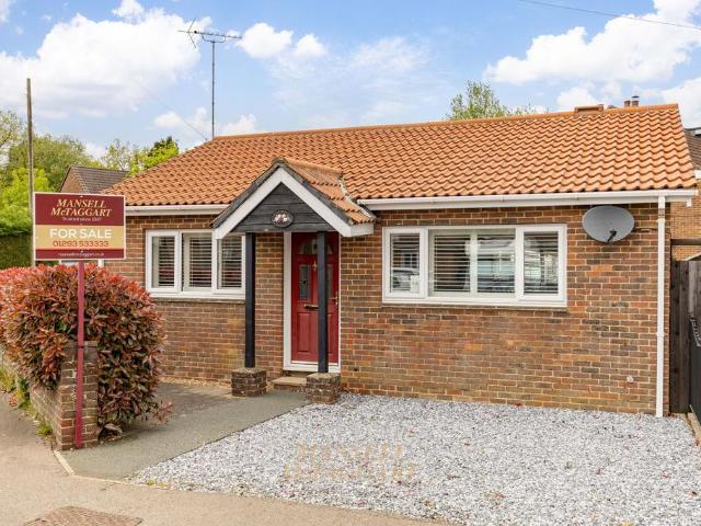 2 bedroom bungalow for sale