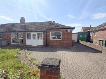 2 bedroom bungalow for sale